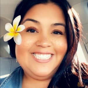 Meet your Posher, Yazmin